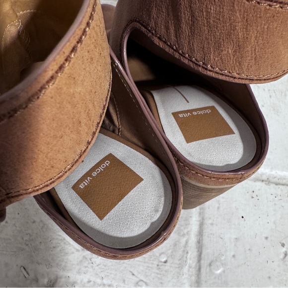 Dolce Vita Jaclyn camel mule heel buckled booties, size 10 - Picture 3 of 10